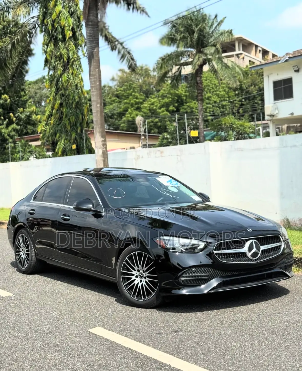 Mercedes-Benz C300 2023 Black