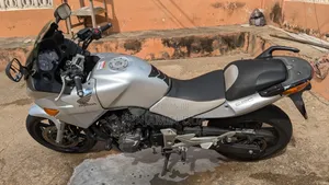 Honda CB 2013 Silver