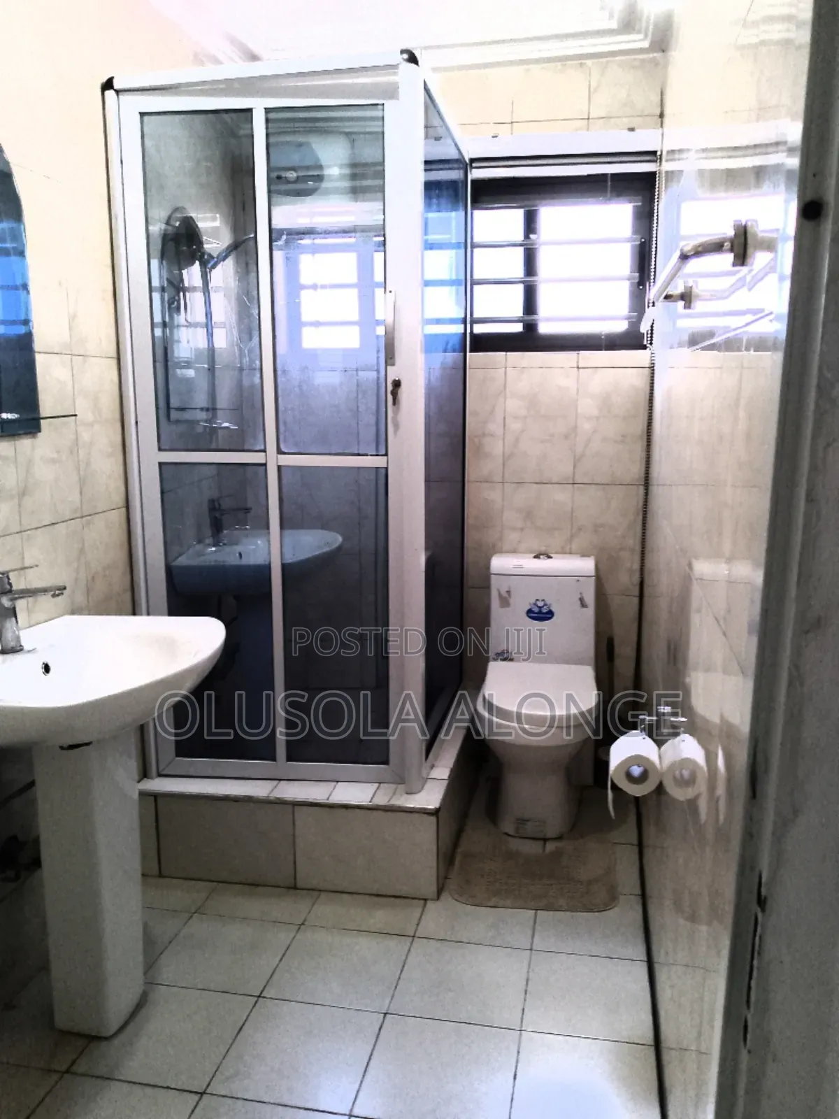 Furnished One Bedroom + Free Breakfast /Daily Rate.