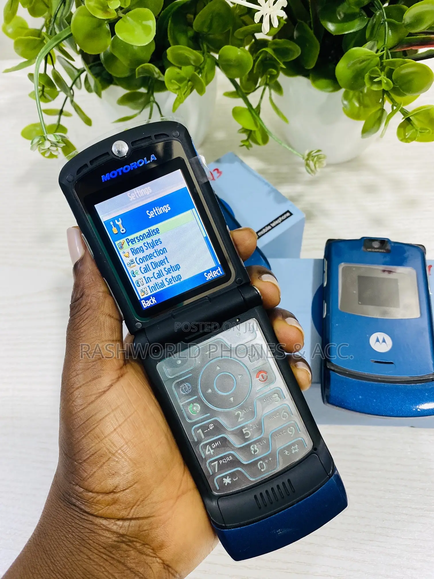 New Motorola RAZR V3 Blue
