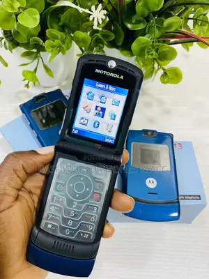 New Motorola RAZR V3 Blue
