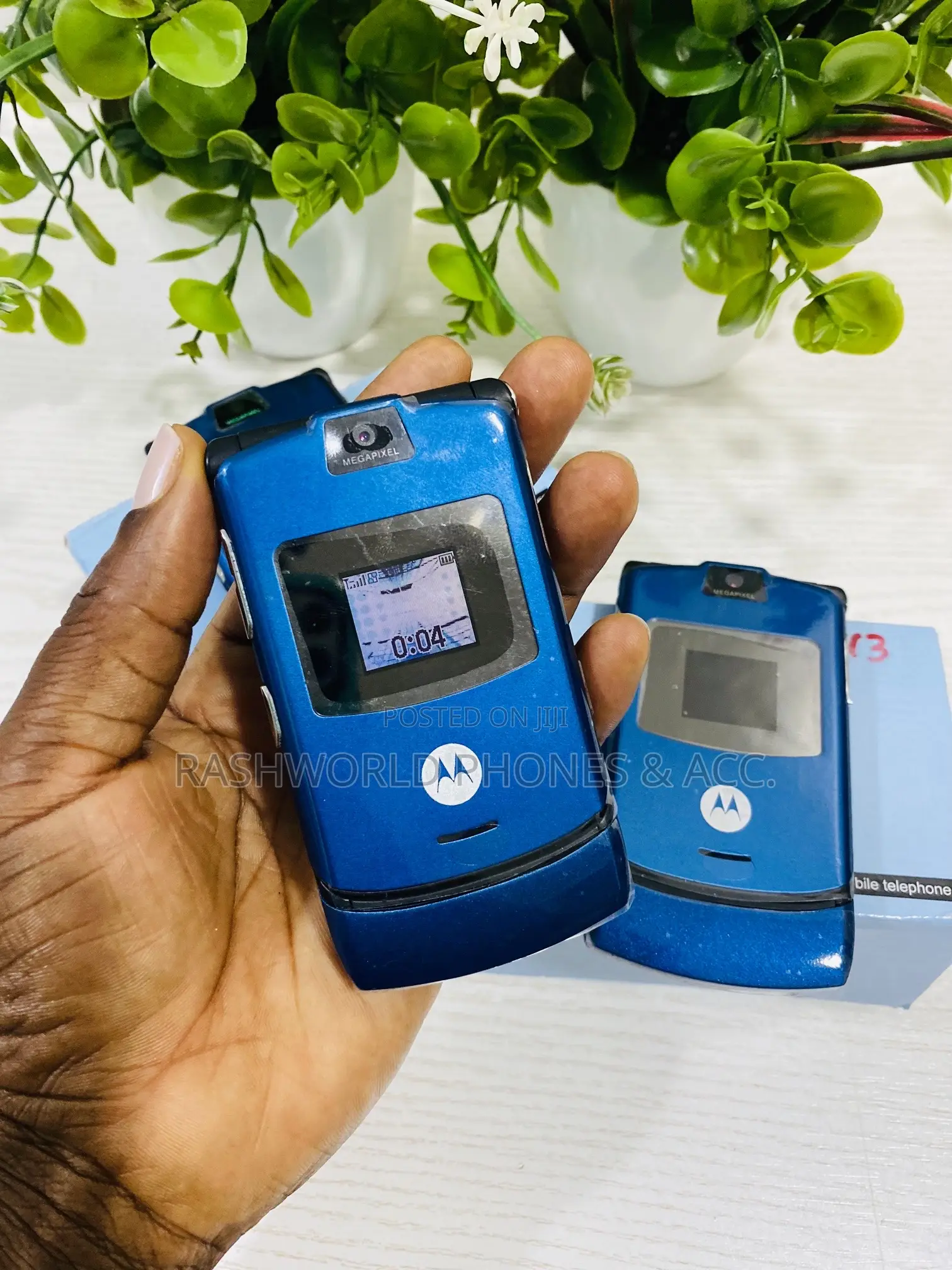 New Motorola RAZR V3 Blue