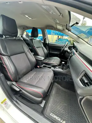 Toyota Corolla S w/Special Edition Pkg (1.8L 4cyl CVT) 2016 White