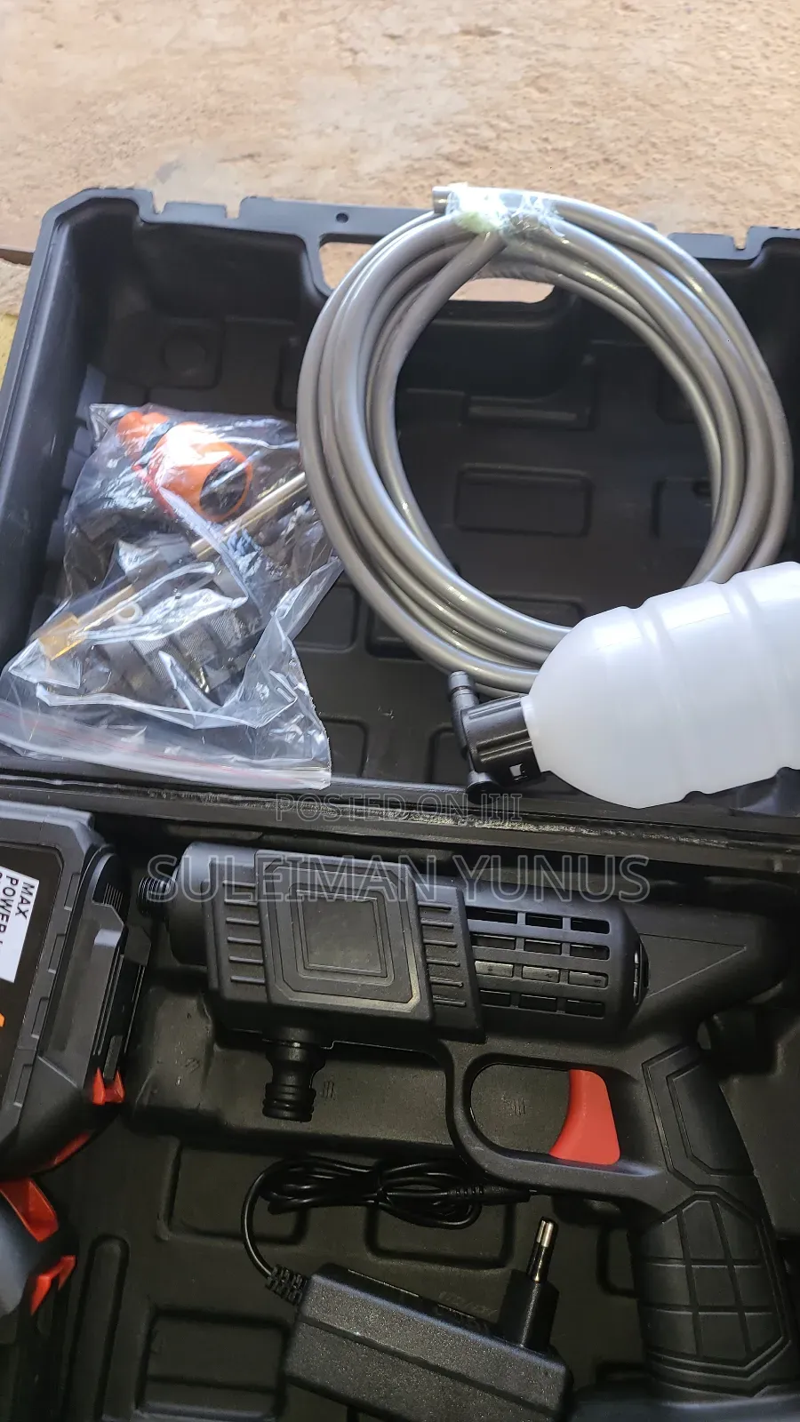 Water Pressure Gun