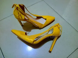 Yellow Heel