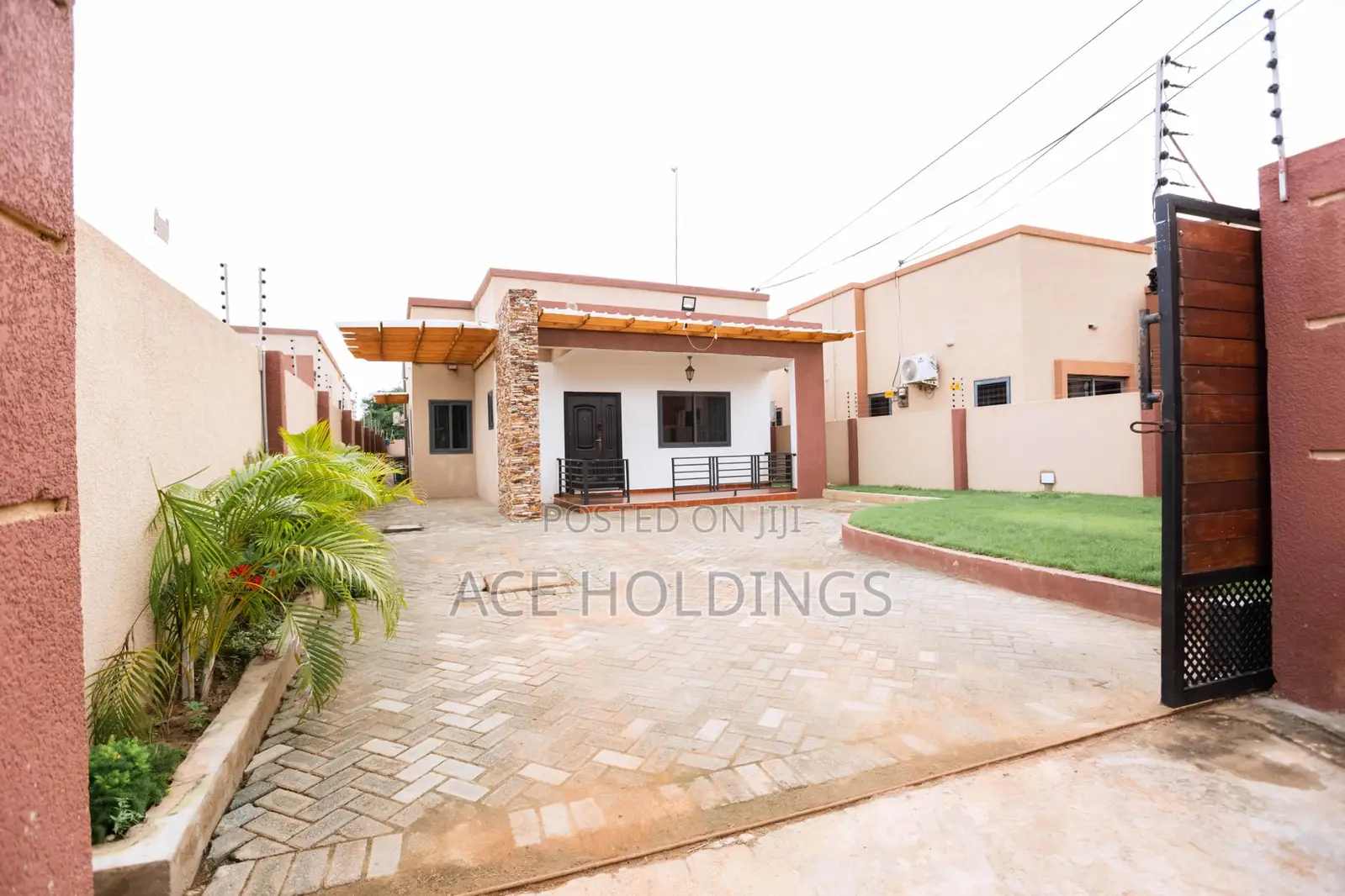 Furnished 3bdrm House in Oyarifa for sale