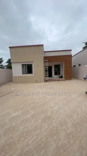 3bdrm House in Spintex for sale