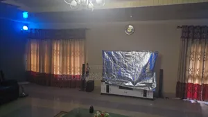 8bdrm House in Fredimens Real, Kumasi Metropolitan for sale