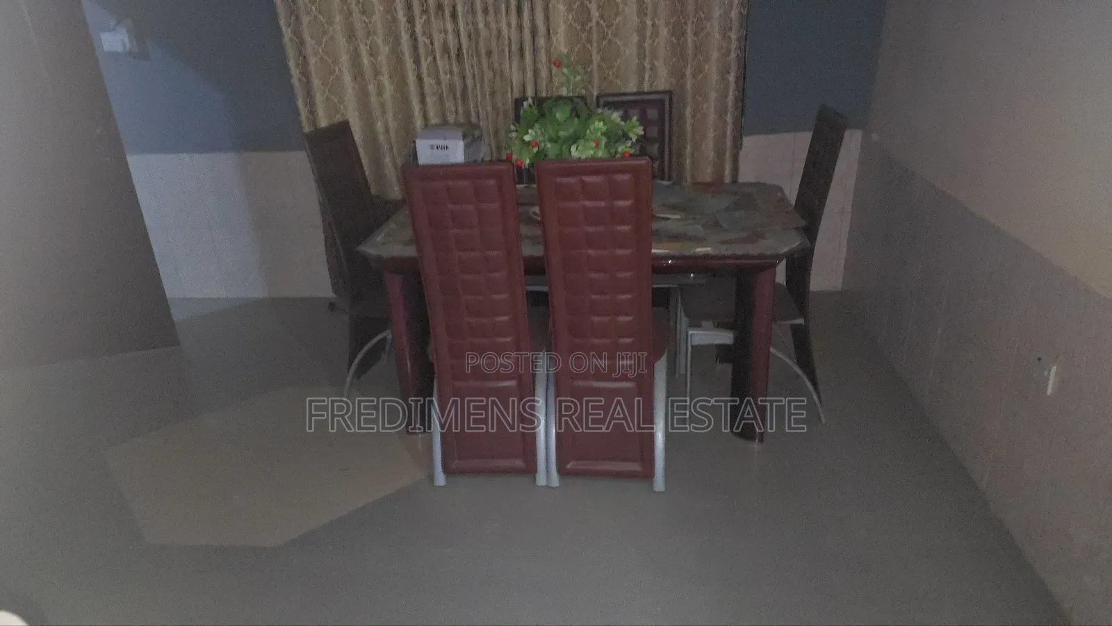 8bdrm House in Fredimens Real, Kumasi Metropolitan for sale