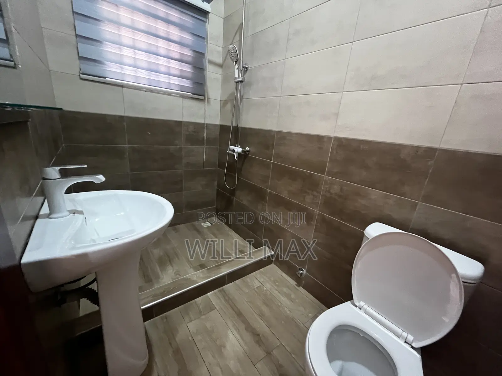 3bdrm Bungalow in Oyarifa for sale