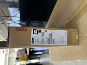 New Laptop Lenovo Yoga 700 16GB Intel Core Ultra 5 SSD 512GB