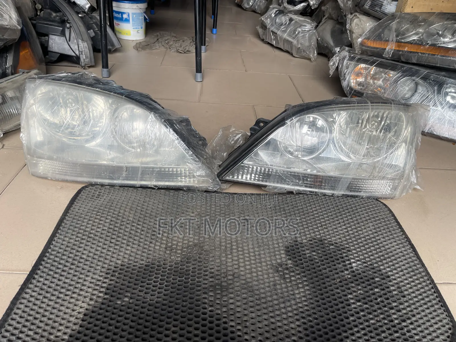 Kia Sorento Headlight 2002,2003,2004,2005,2006,2007,2008