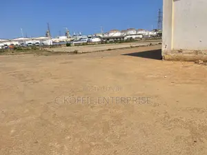 3200 Warehouse + Vast Land at Tema -TOR for Rent