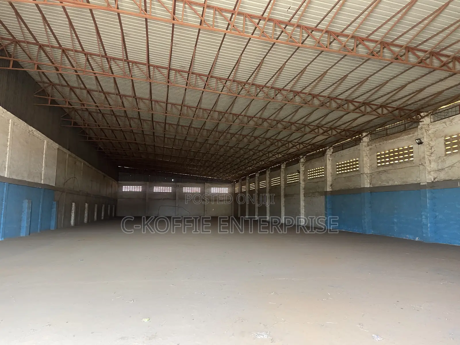 1200 SQM Warehouse at Achimota for Rent