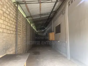 150 SQM Warehouse at Spintex for Rent