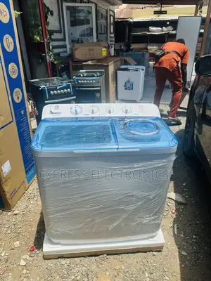 Less Vibrant Washing Machine 13kg Topload Twintub