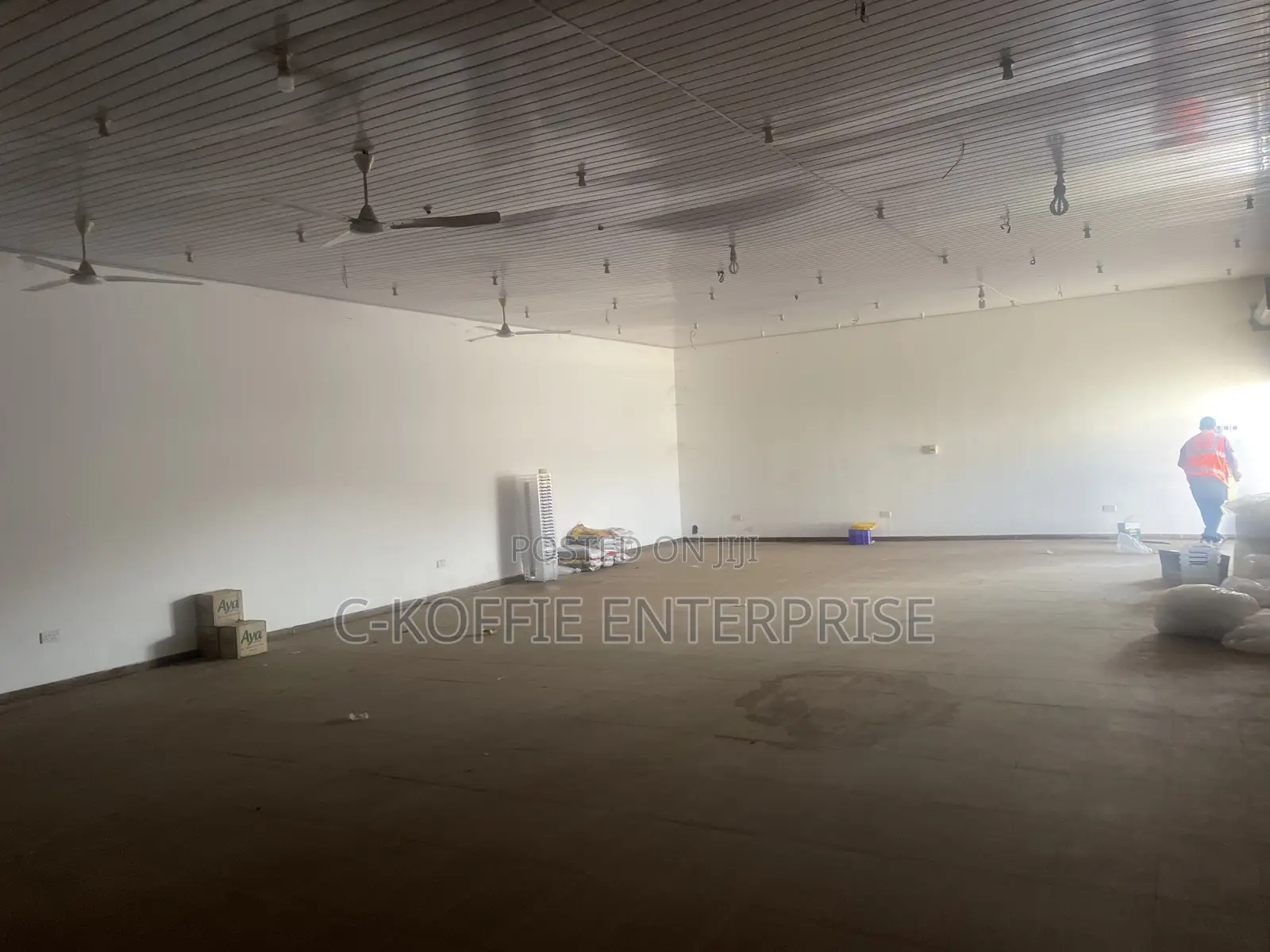 1300sqm Warehouse at Accra Central for Rent
