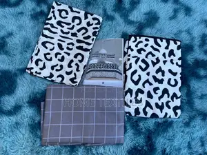 King Sized 6 Pieces Bedsheets