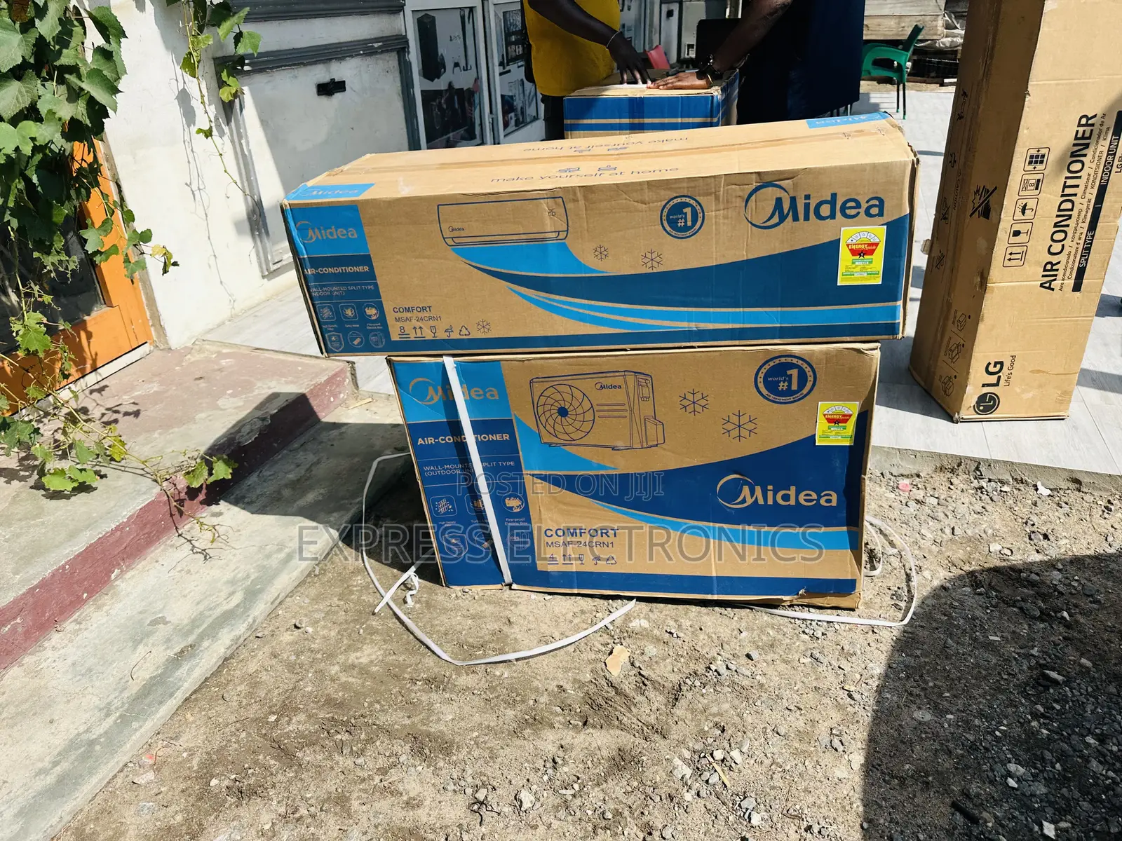 Powerful Sleek Air Conditioner Split R410 Gas Midea 2.5hp