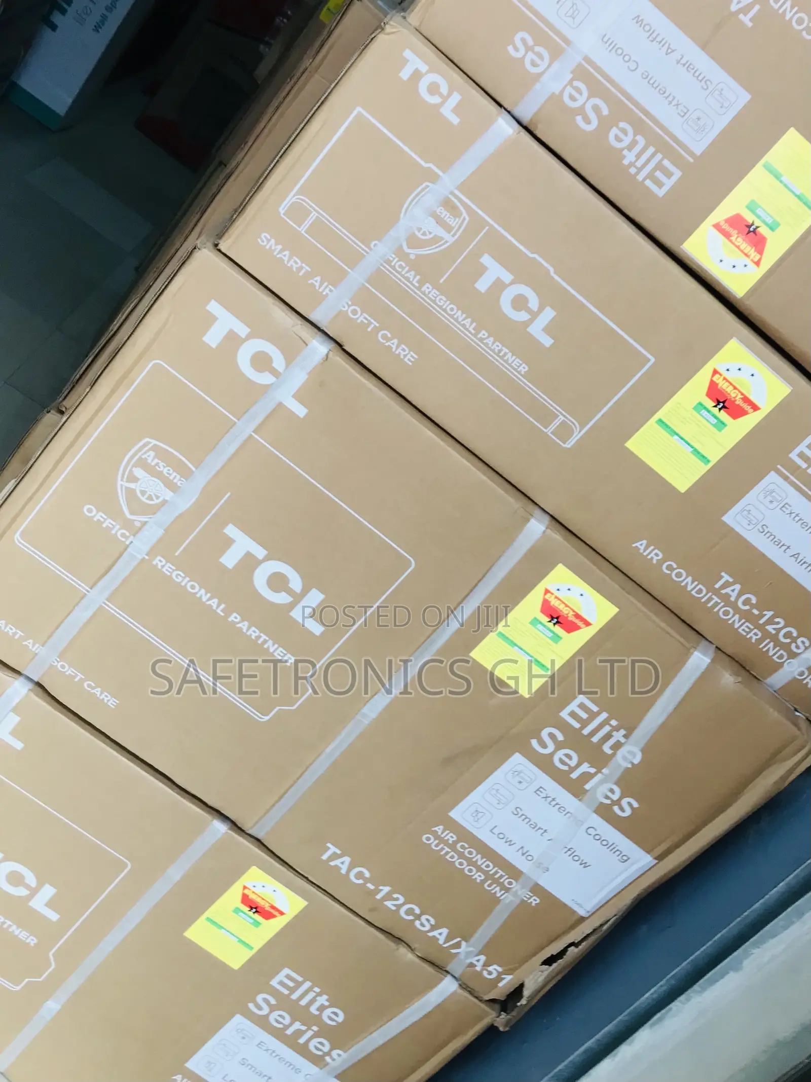 TCL Auto Swing R410 Split Gas White 1.5 Horse Power AC