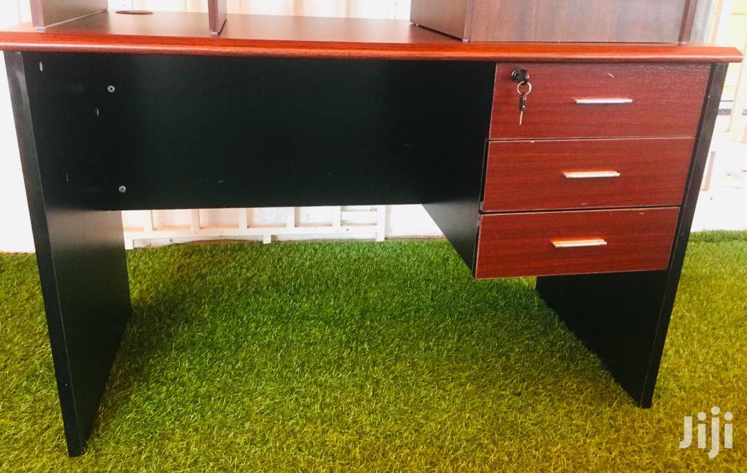 Offer Desk / Table