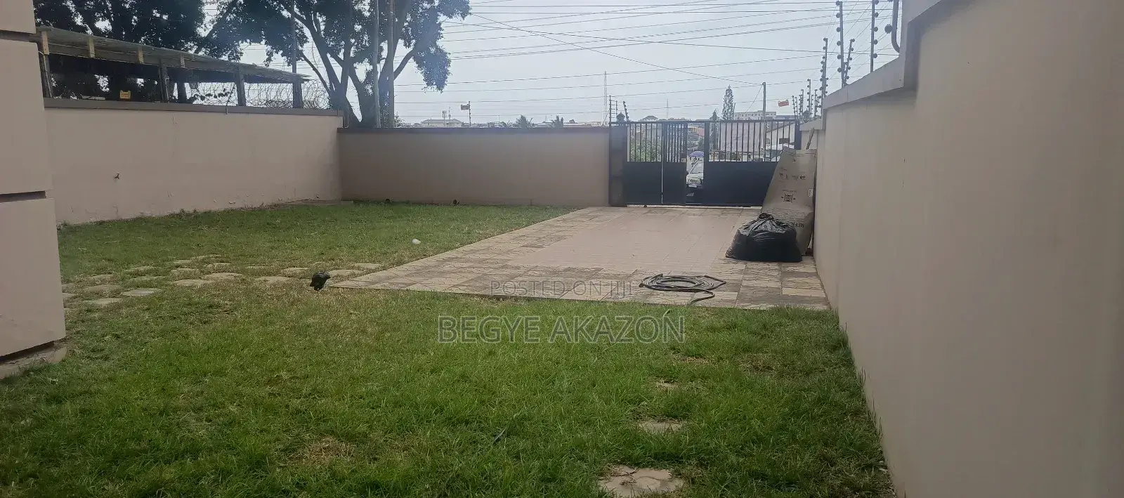 4bdrm House in Mepeasem, East Legon for rent