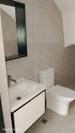 3bdrm Duplex in Tiyumba Real Estate, North Legon for rent