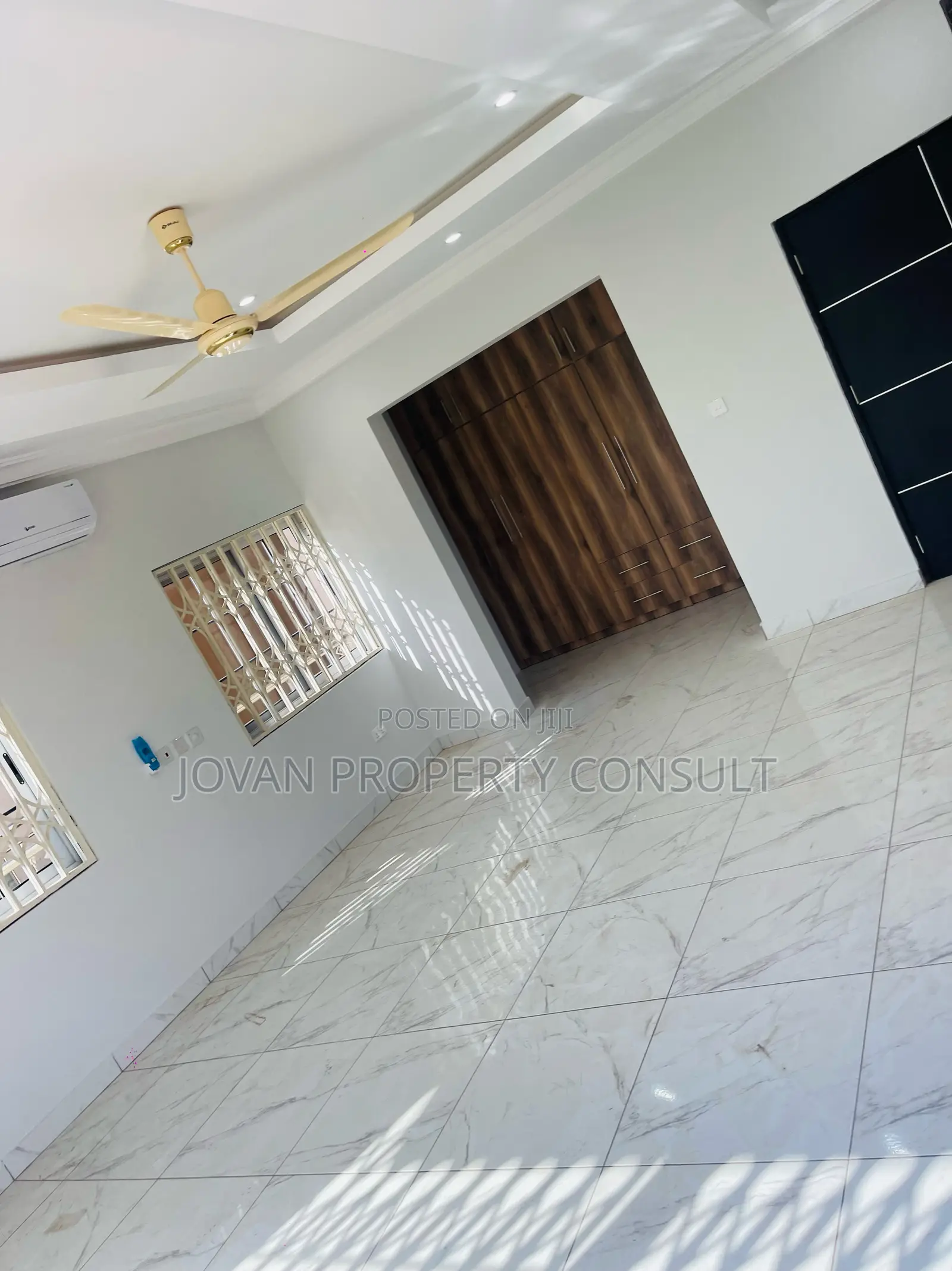 4bdrm House in Pokuase Fise for rent