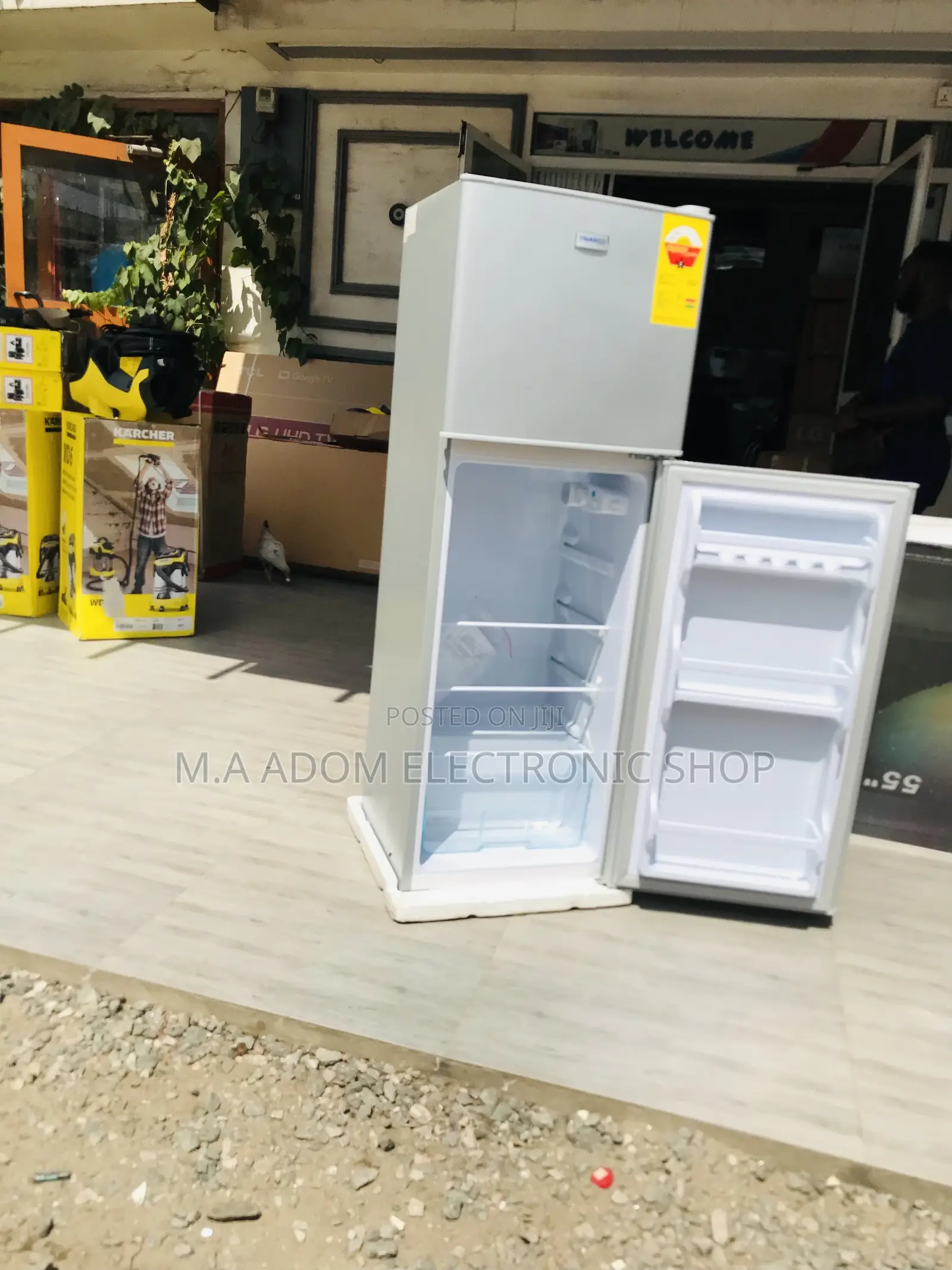 Extremely Cooling Nasco Nasf2-18fl Double Door Refrigerator.