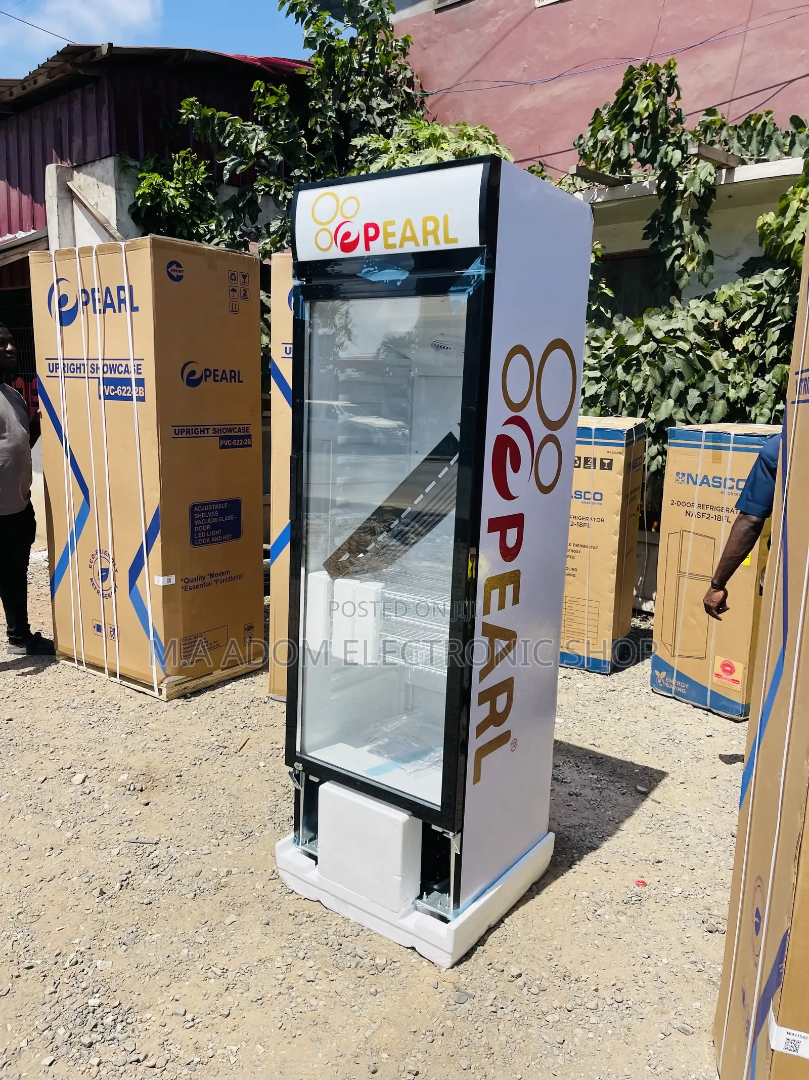 Extremely Chilling Pearl PVC 352 300L 1 Door Display Fridge
