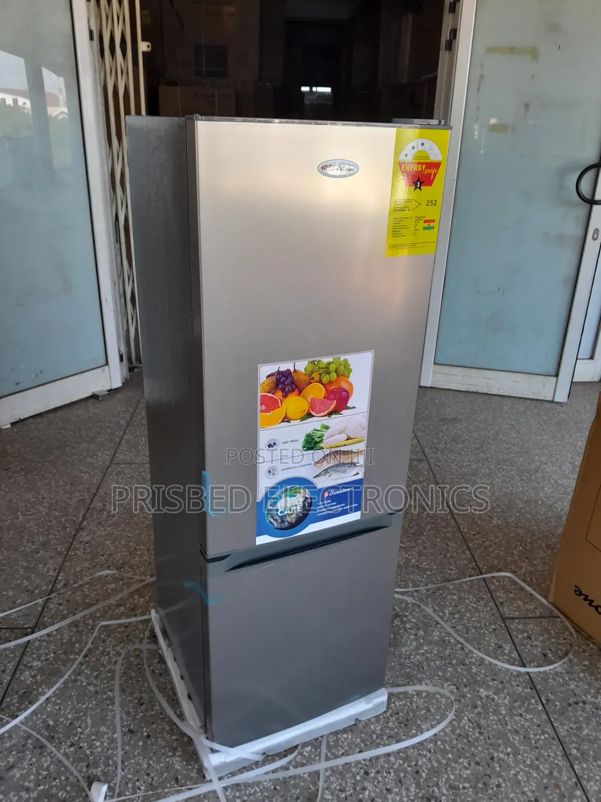 Binatone Durable Double Door Fridge 176 Litres