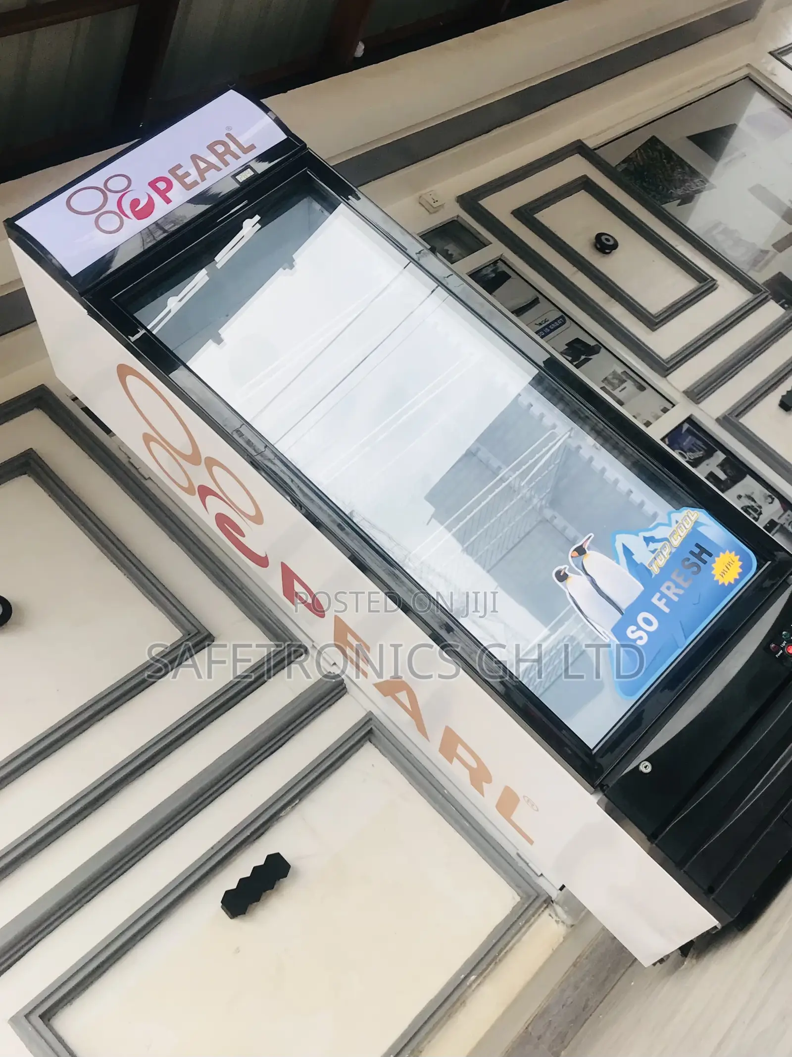 Most Unique 300 Liter Pearl Display PVC 352 1 Door