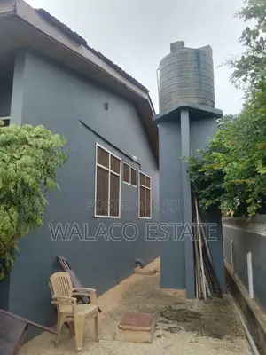 3bdrm House in Walako Estate, Kaneshie for rent