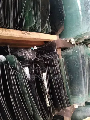 Door GLASSES
