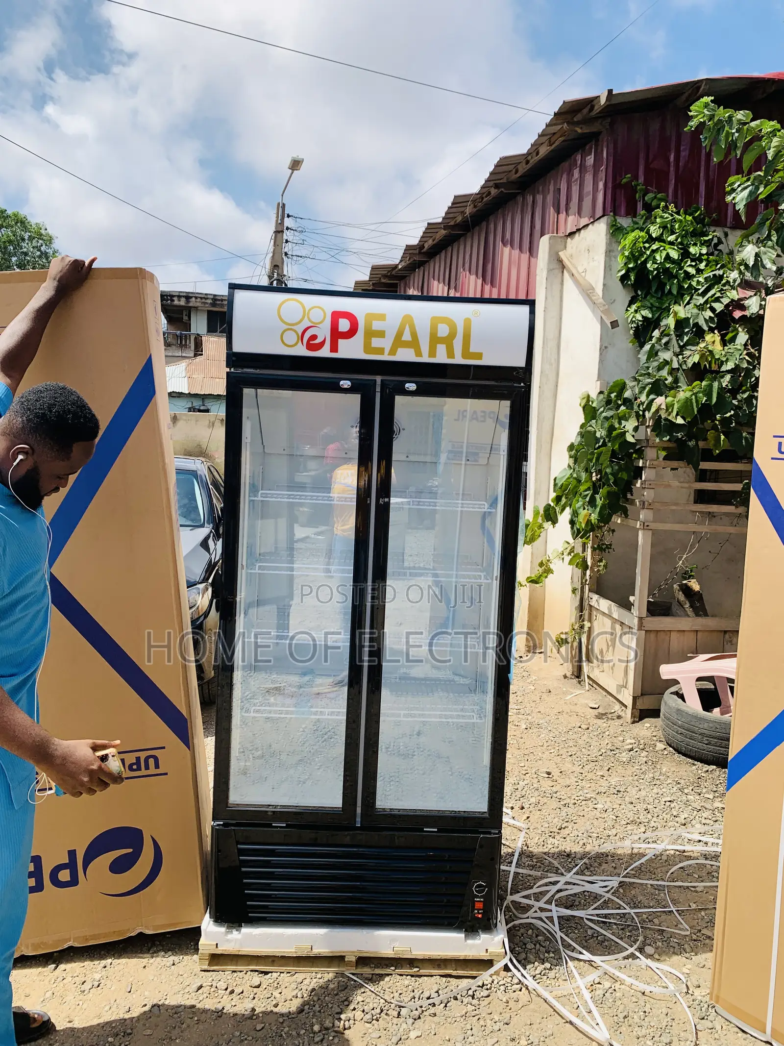 Cost Saving Pearl 500l PVC 622-2b Display Fridge.