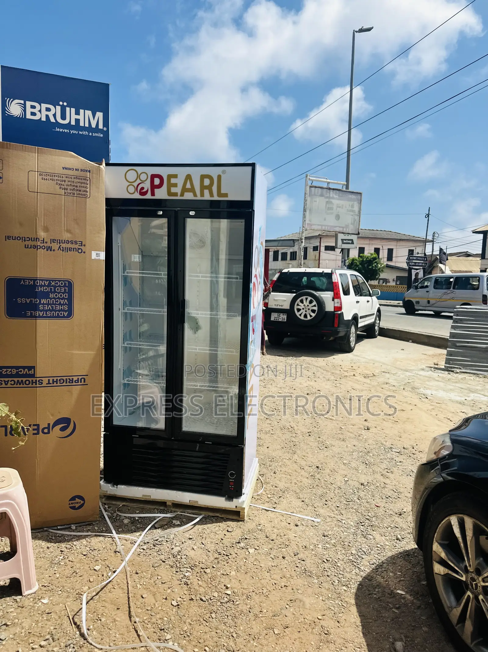 Adjustable Temperature Display Fridge Pearl PVC-622