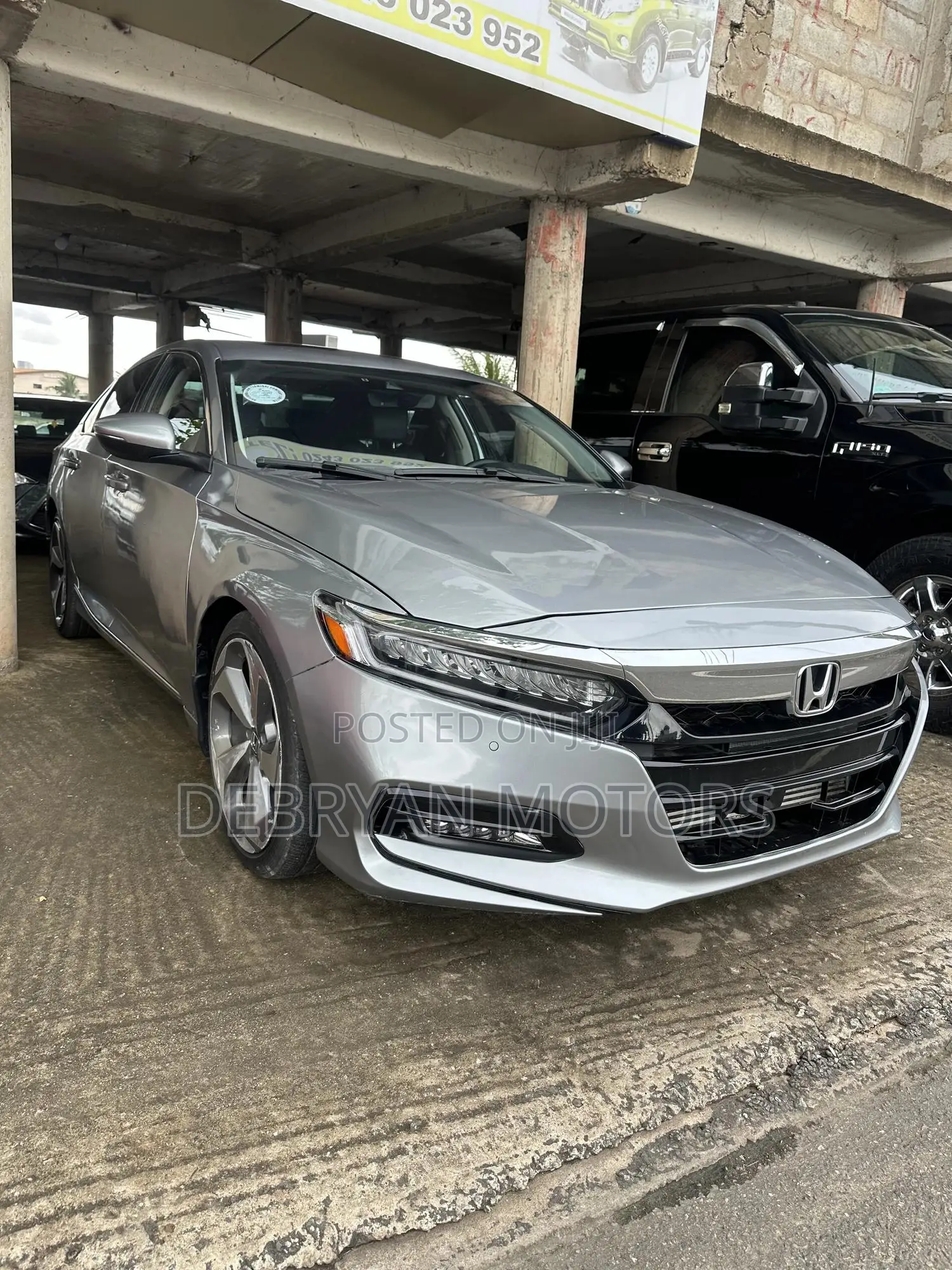 Honda Accord Touring 2.0T 2020 Silver