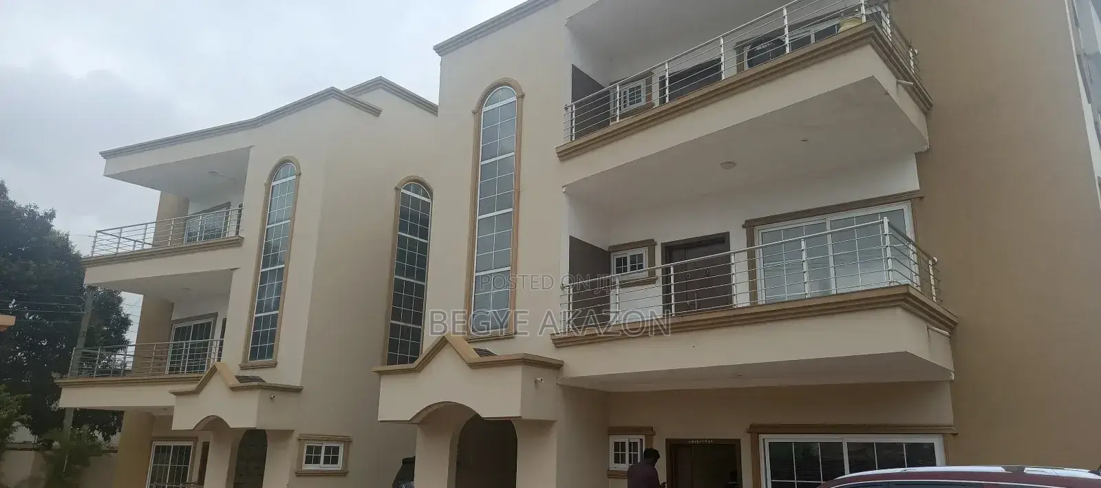 3bdrm Apartment in Mepeasem, East Legon for rent