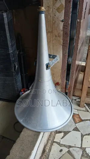 Maxx-on Megaphone With Amplifier
