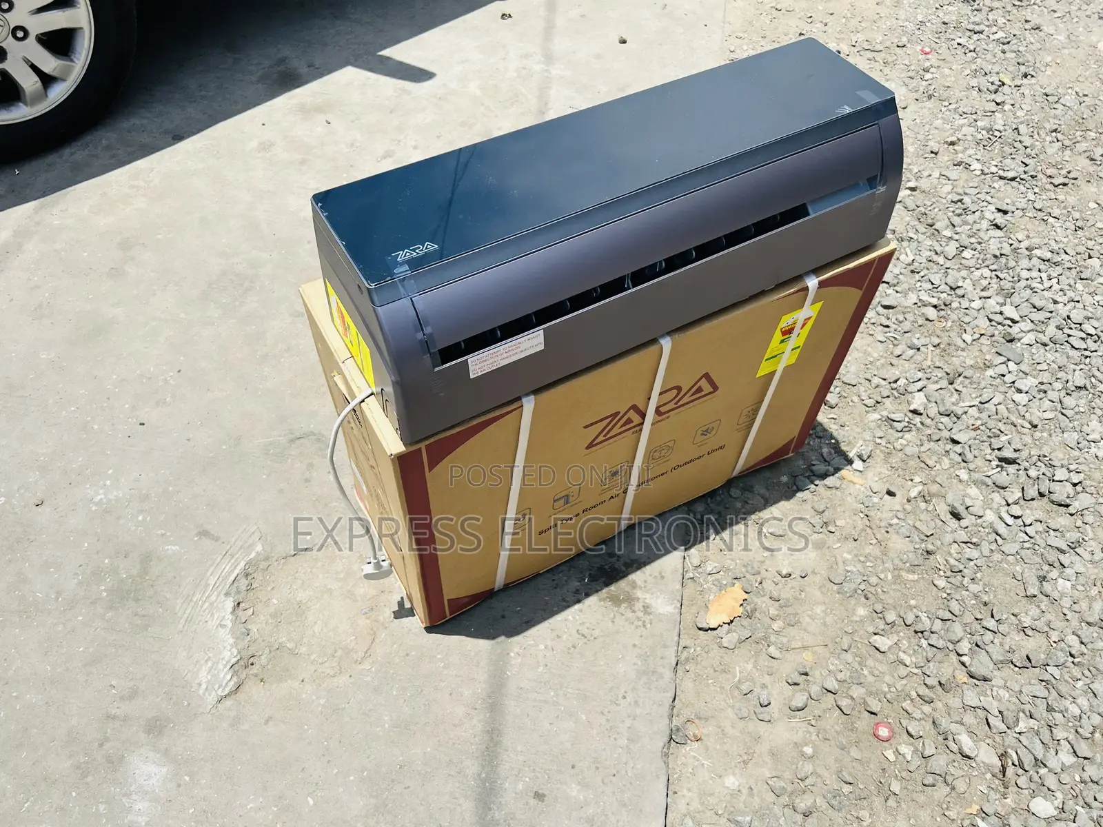 Independent Dehumidifier Split Black Zara 1.5hp Mirror