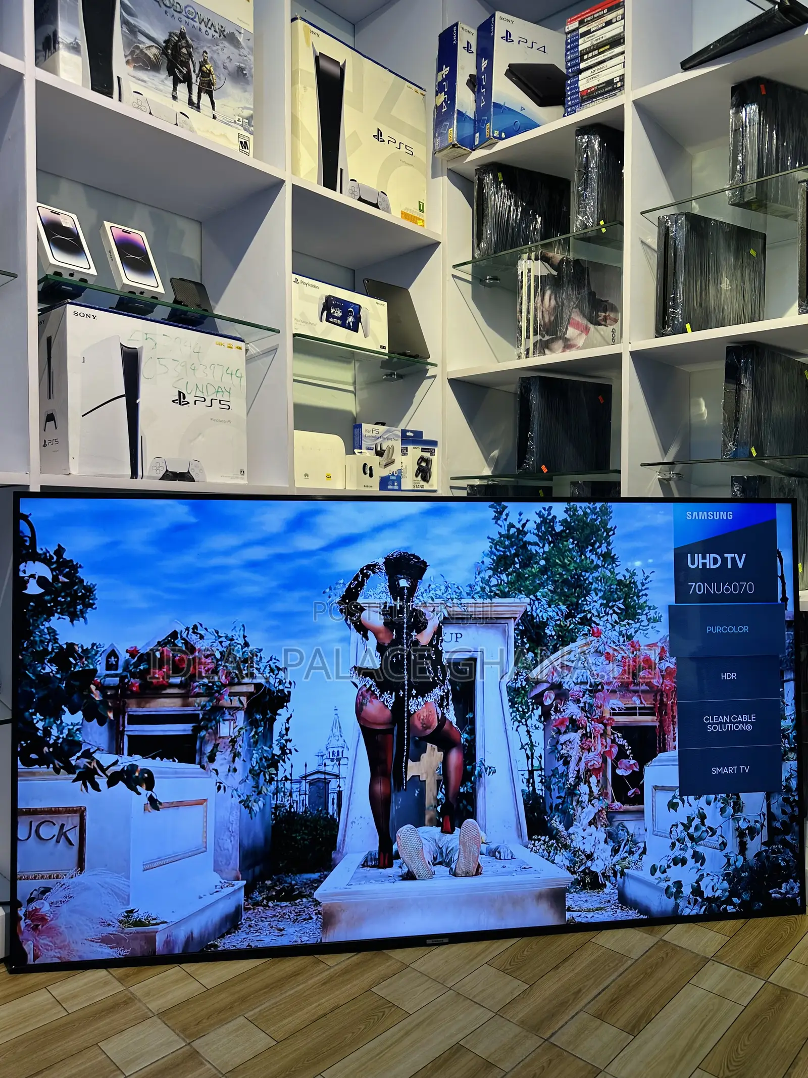 Samsung 70 Inches Crystal Uhd
