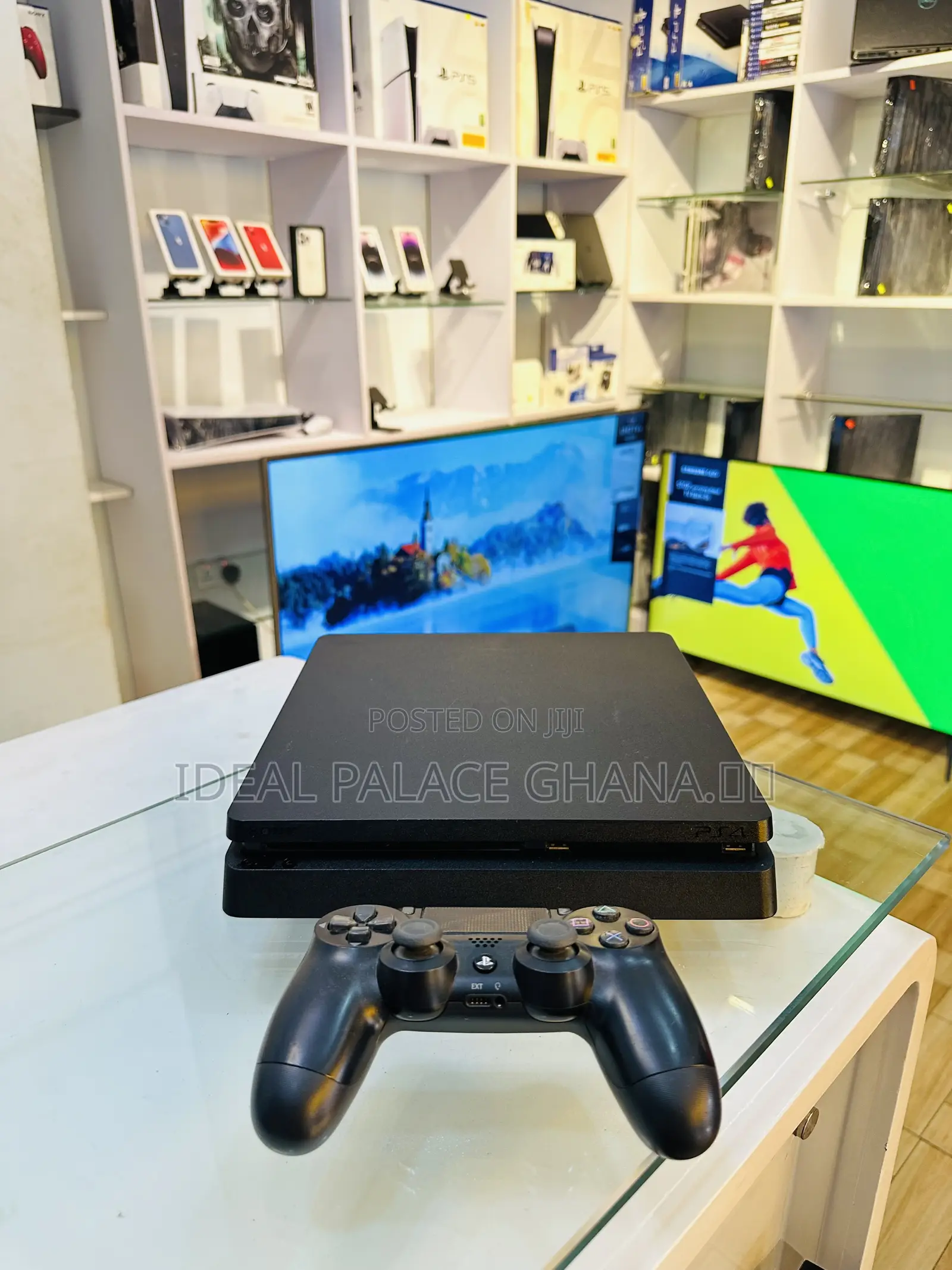 Slim Ps4 With 5 Lates Games ( Fc26 )