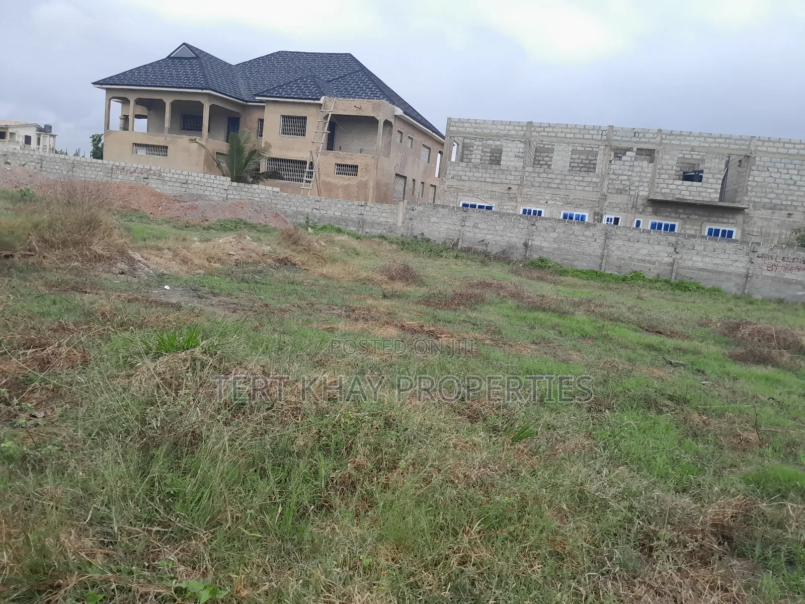 Land for Sale in Sakumono
