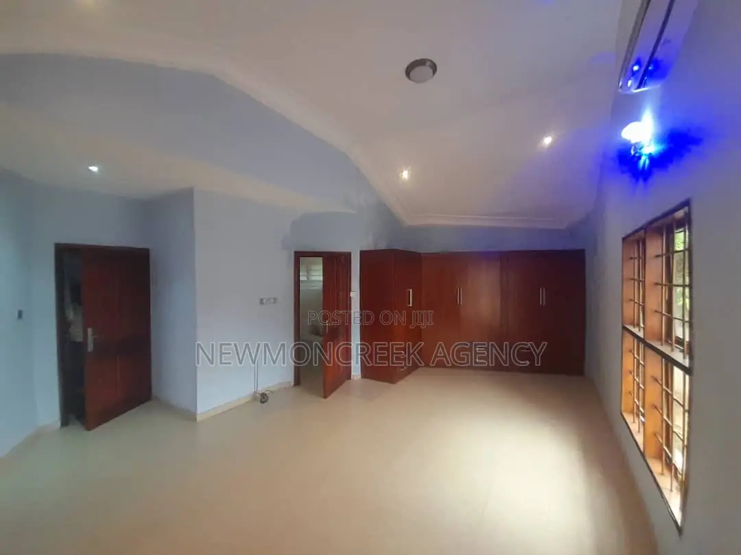 3bdrm Duplex in Gate Estate,Pokuase., Accra Metropolitan for rent