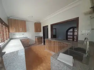 3bdrm Duplex in Gate Estate,Pokuase., Accra Metropolitan for rent