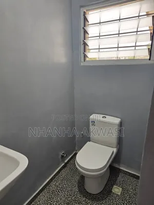 2bdrm House in Community 19, Tema Metropolitan for rent