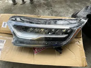 Honda CR-V 2017 Headlights