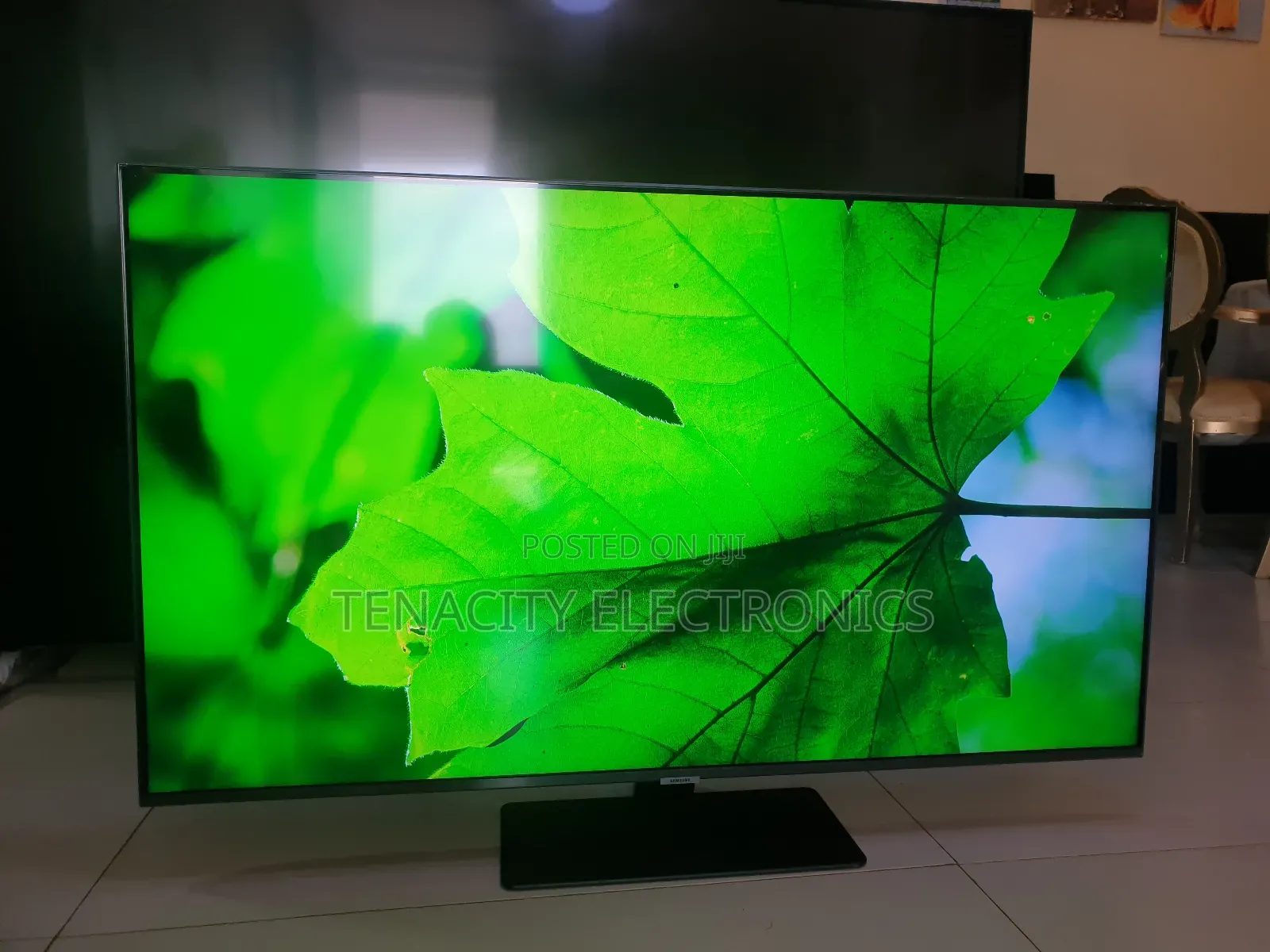 Qled Samsung 50"Uhd HDR Smart Tv