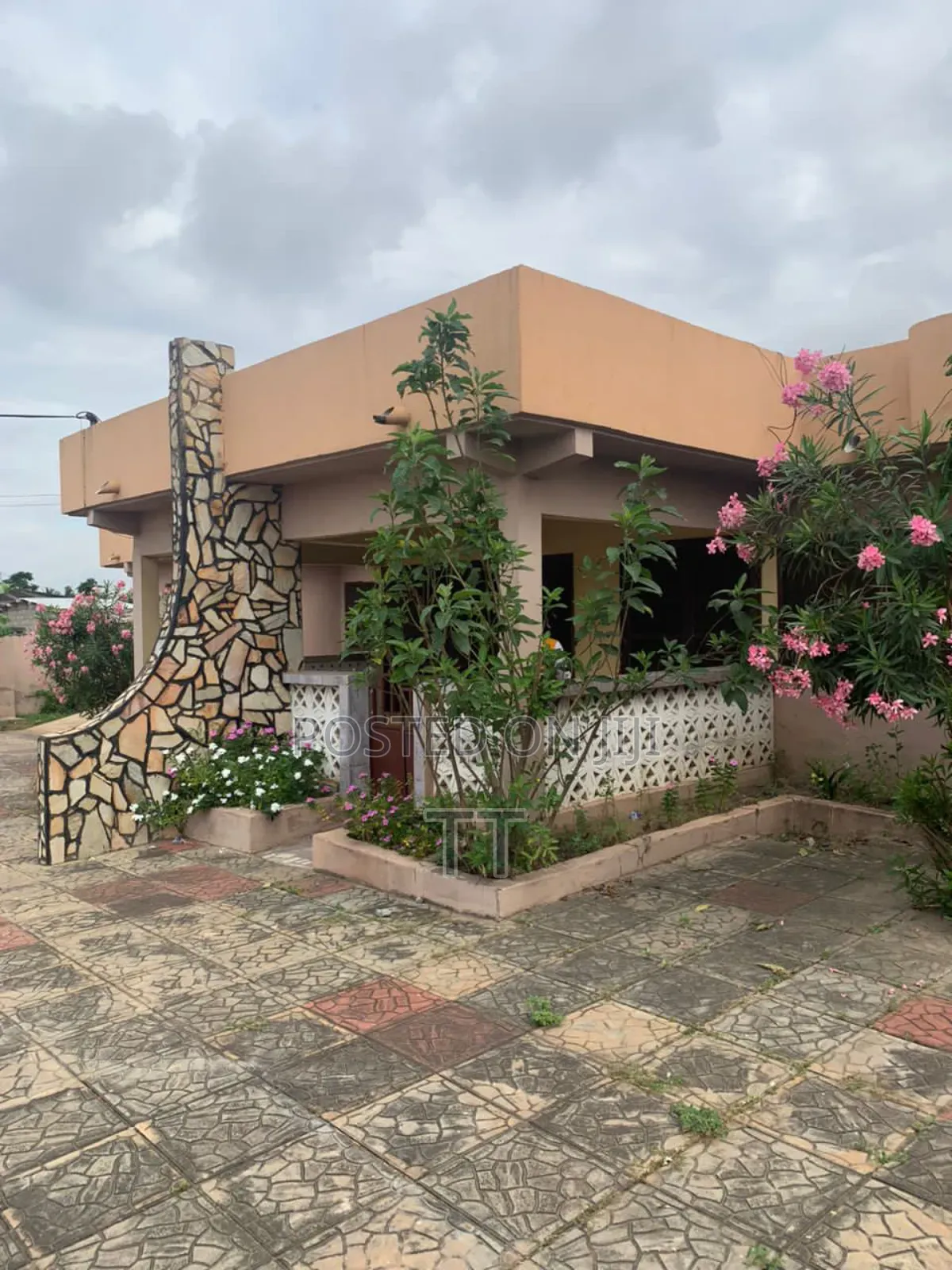 4bdrm House in Teshie 31St for rent
