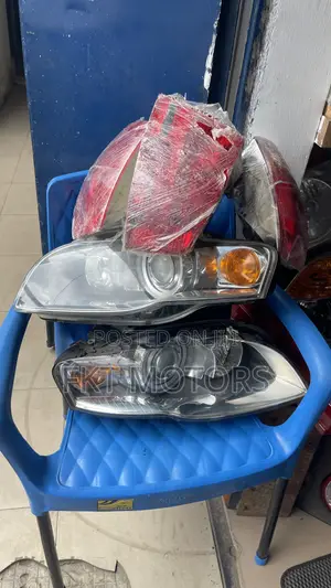 Audi A4 2005/06/07/08 Headlight Charger Taillight Set